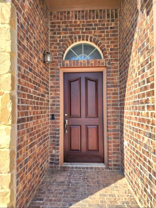 Building Photo - 2401 Silverthorn Ct