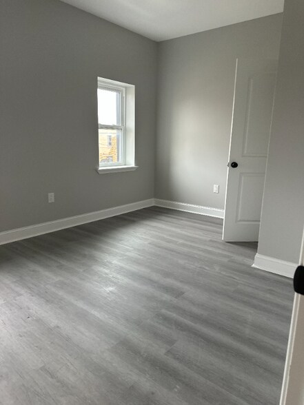 Building Photo - 3034 N 22nd St