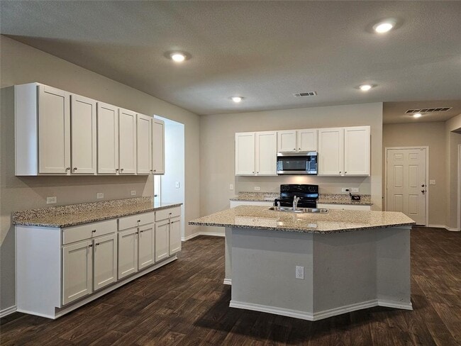 Building Photo - 5816 Berriweather Dr