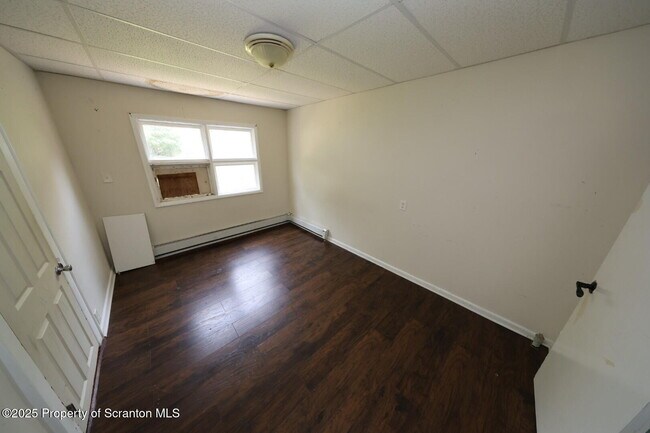 Building Photo - 306 S Hyde Park Ave