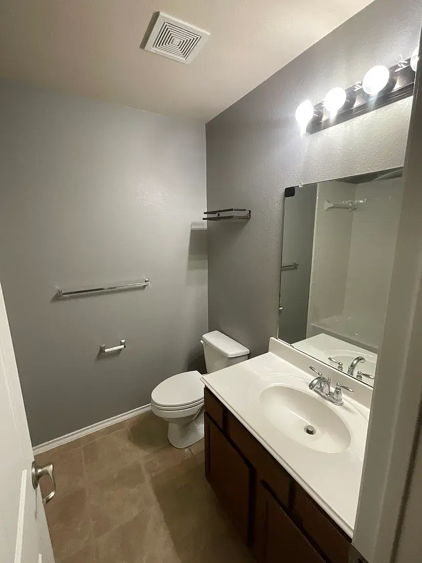 Bath 2 - 3812 White Summit Ln