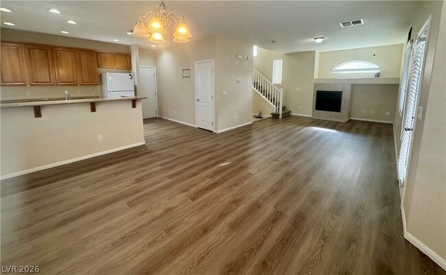 Building Photo - 8277 Brilliant Pompon