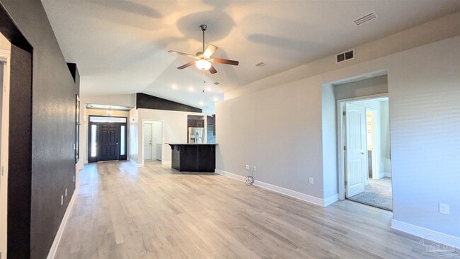 Building Photo - 4417 Fiske St