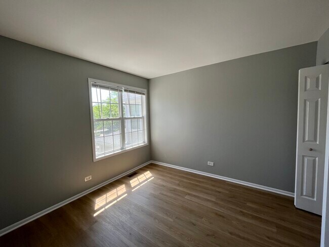 Building Photo - 2826 Powell Ct