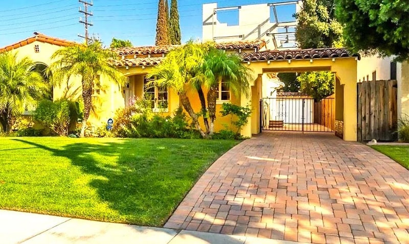 Building Photo - 609 Ivy St