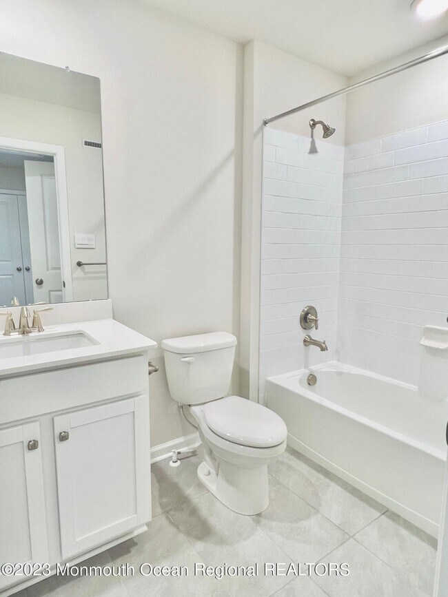 Building Photo - 38 Nelsons Way