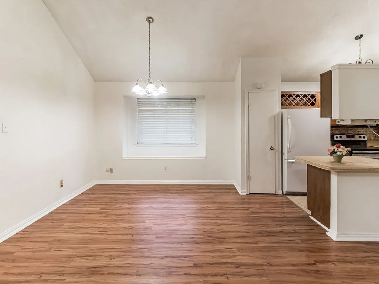 Building Photo - 4118 Cochise Dr