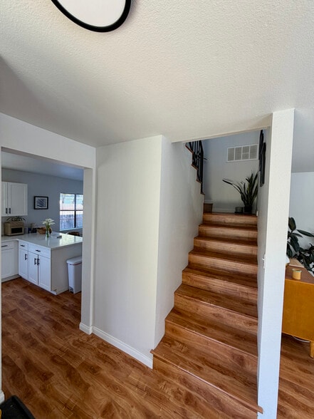 Building Photo - 310 W Simpson St