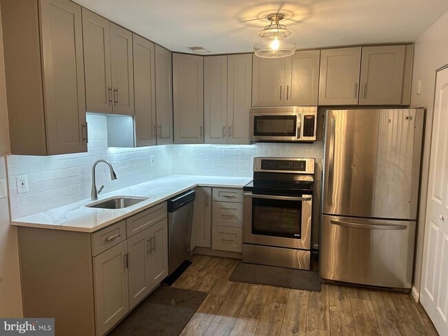 Building Photo - 1805 Westwind Way