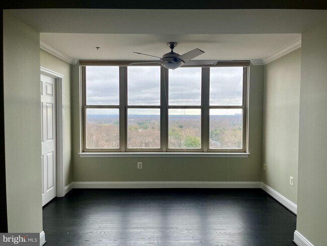 Building Photo - 11776 Stratford House Pl