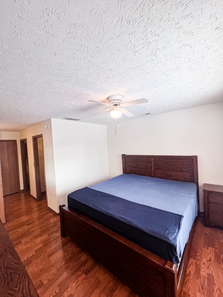 Building Photo - 3202 Bowfield Way