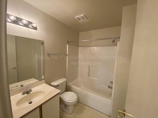 Building Photo - 76 Red Maple Ct