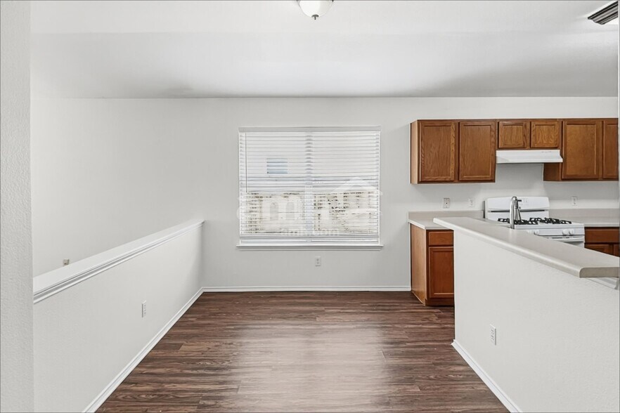 Building Photo - 168 Keegans Way