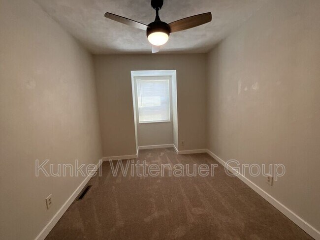 Building Photo - 1975 Nathan Ave