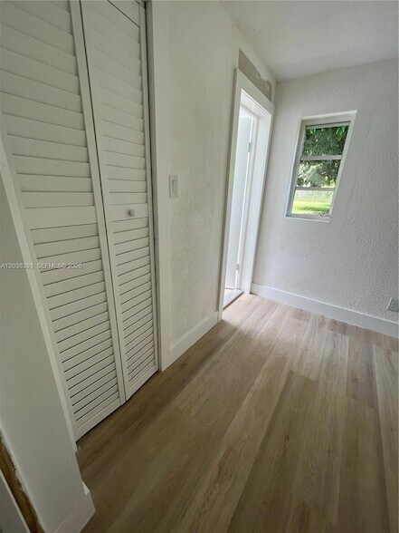 Building Photo - 16601 SW 83rd Ct