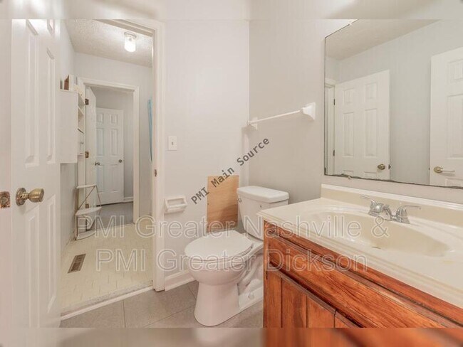 Building Photo - 309 Timberway Cir