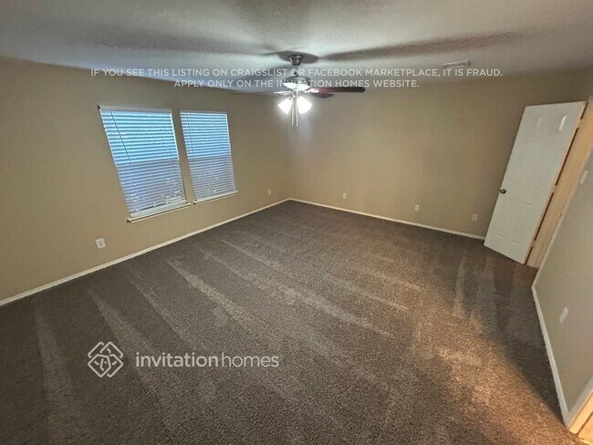 Building Photo - 250 Hilltop Dr