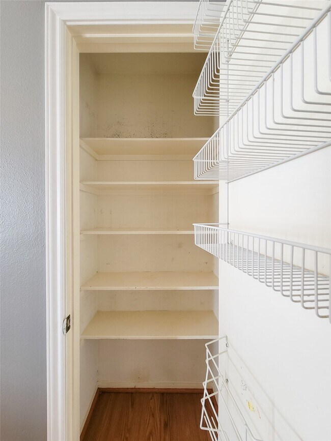 Building Photo - 18335 Westlock St