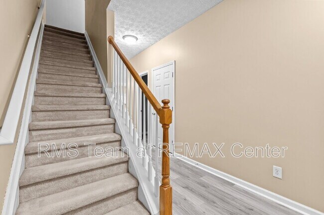 Building Photo - 4932 Vireo Dr
