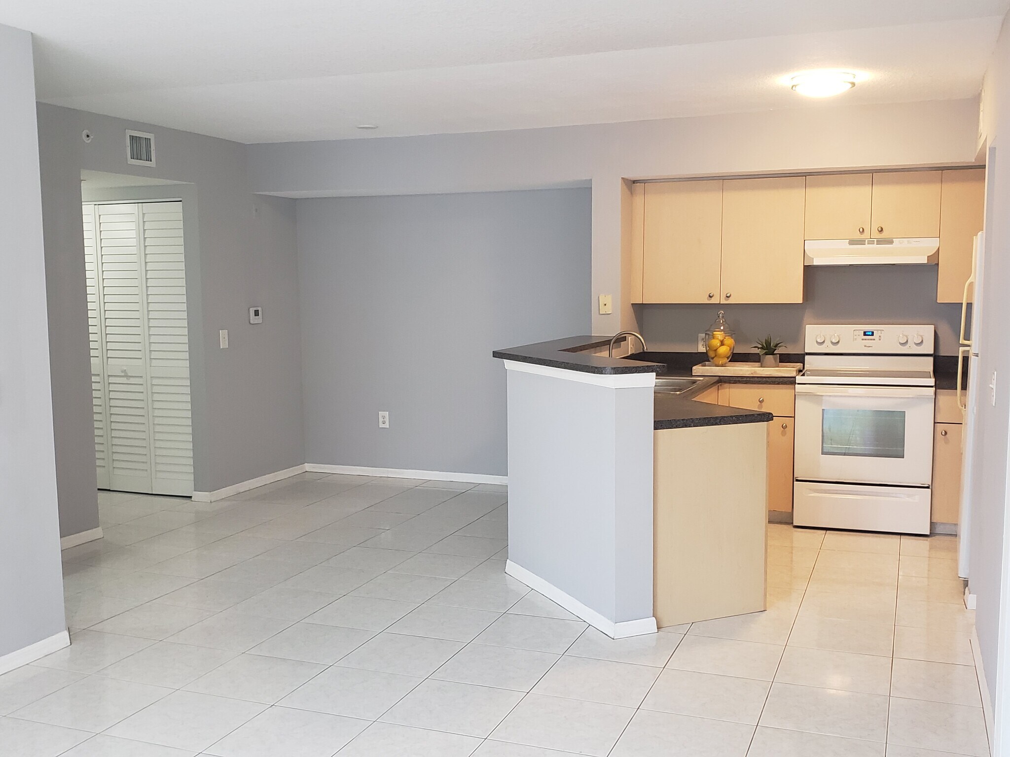Building Photo - 4151 San Marino Blvd