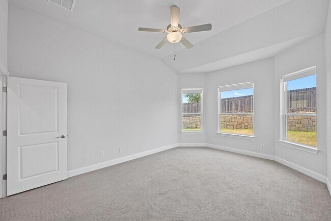 Building Photo - 260 Eagle Mountain Trl