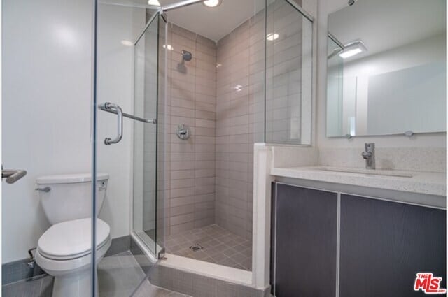 Building Photo - 1439 N Poinsettia Pl