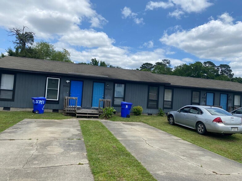 Building Photo - 5741 Aftonshire Dr