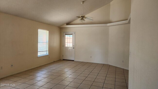 Building Photo - 12565 Tierra Norte Rd