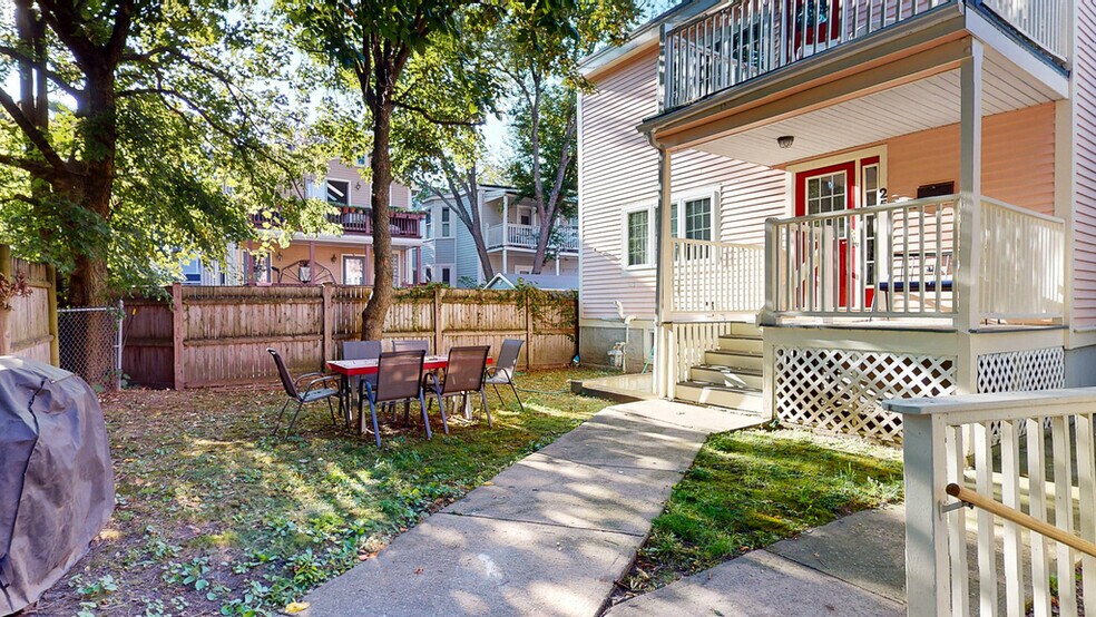 Building Photo - 23 Jay St