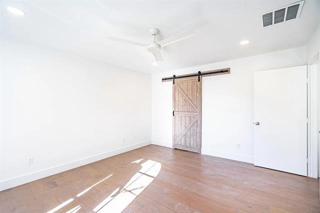 Building Photo - 10538 Barrywood Dr