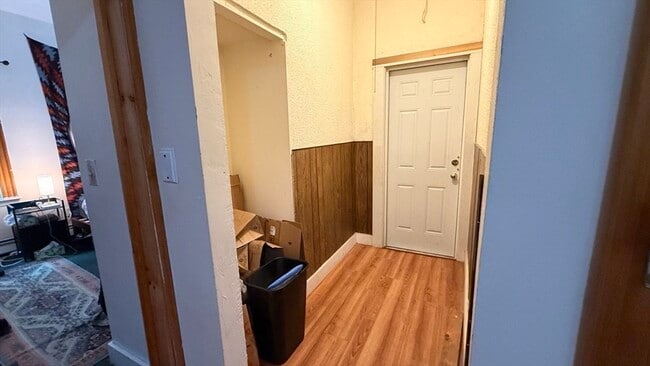 Building Photo - 26 Darling St