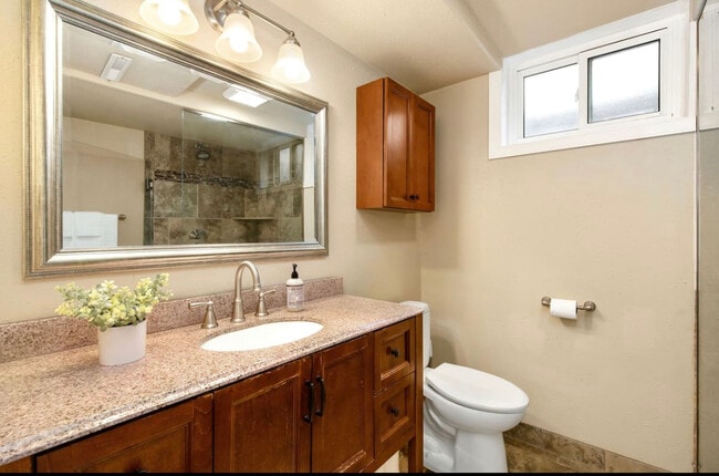 Building Photo - 2720 2nd Ave N