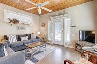 Building Photo - 2606 Eleventh Street-SI ID1023248P