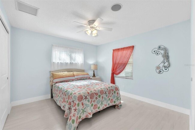 Building Photo - 1012 Spindle Palm Way