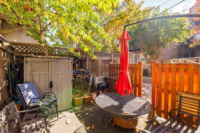 Building Photo - 1740 R St NW