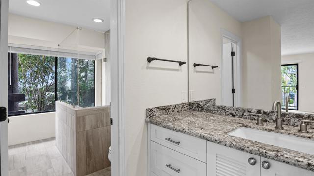 Building Photo - 812 Kalpati Cir