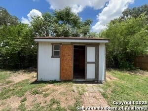 Building Photo - 9202 Silver Hill