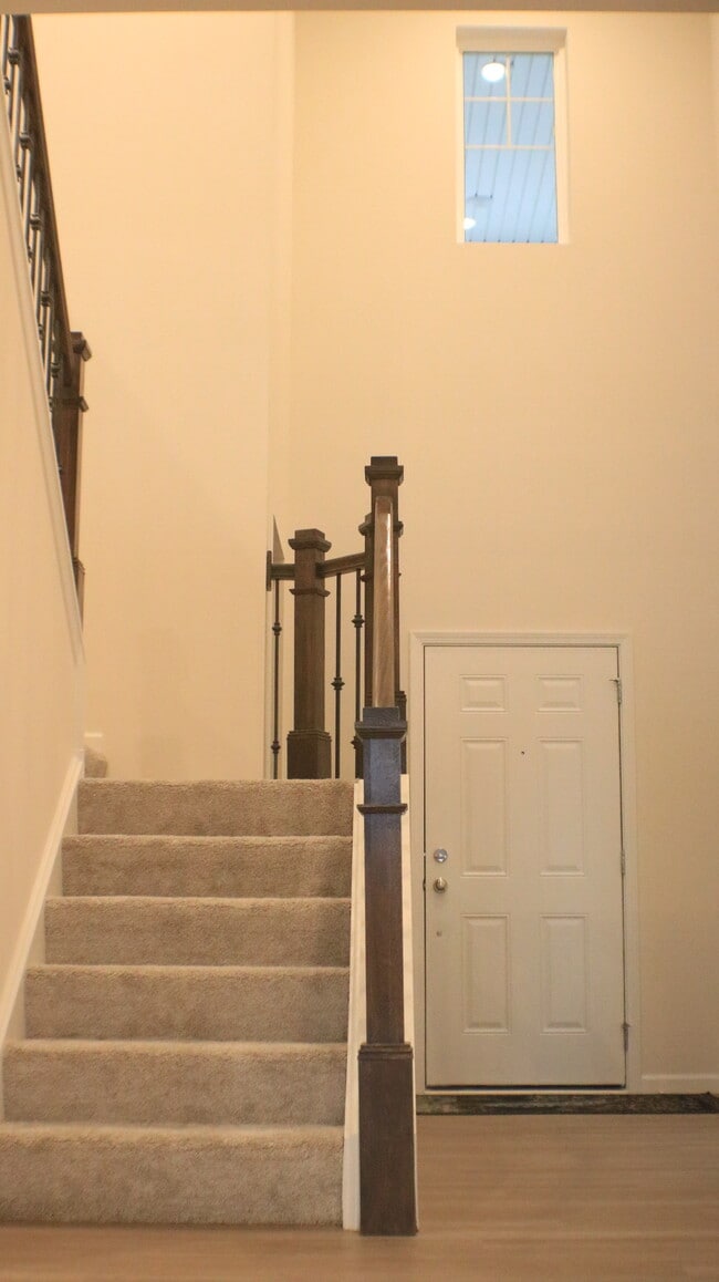 Building Photo - 2767 Lawlor Ln