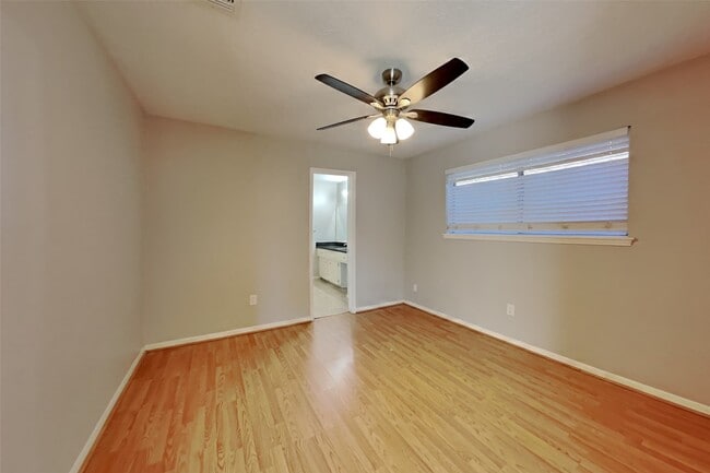 Building Photo - 1107 Valley Ranch Dr