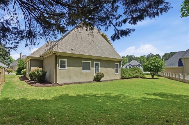 Building Photo - 210 Masters View Ct
