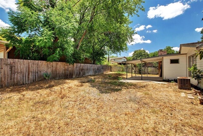 Building Photo - 8705 Parkfield Dr