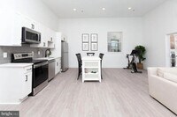 Building Photo - 211 St Paul St