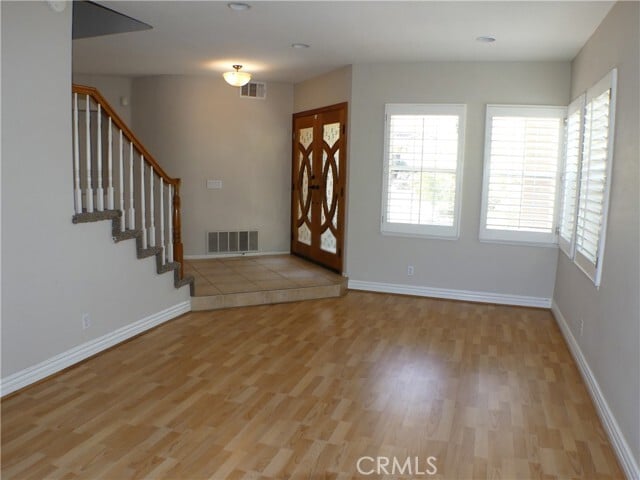 Building Photo - 17 Northwinds