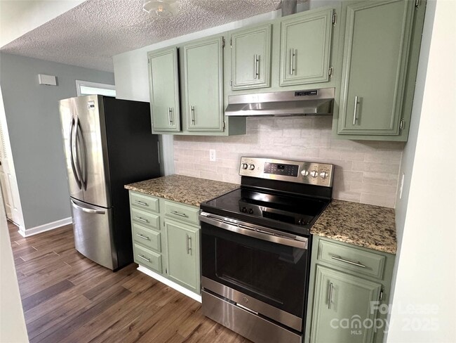 Building Photo - 7939 Holly Hill Rd