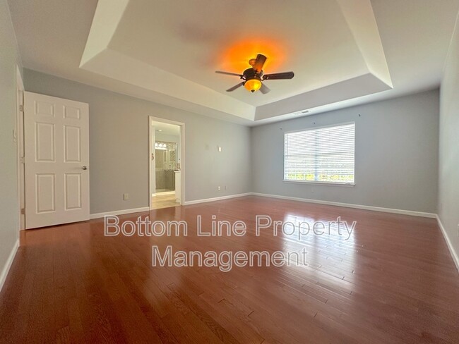 Building Photo - 4845 Chesney St NW