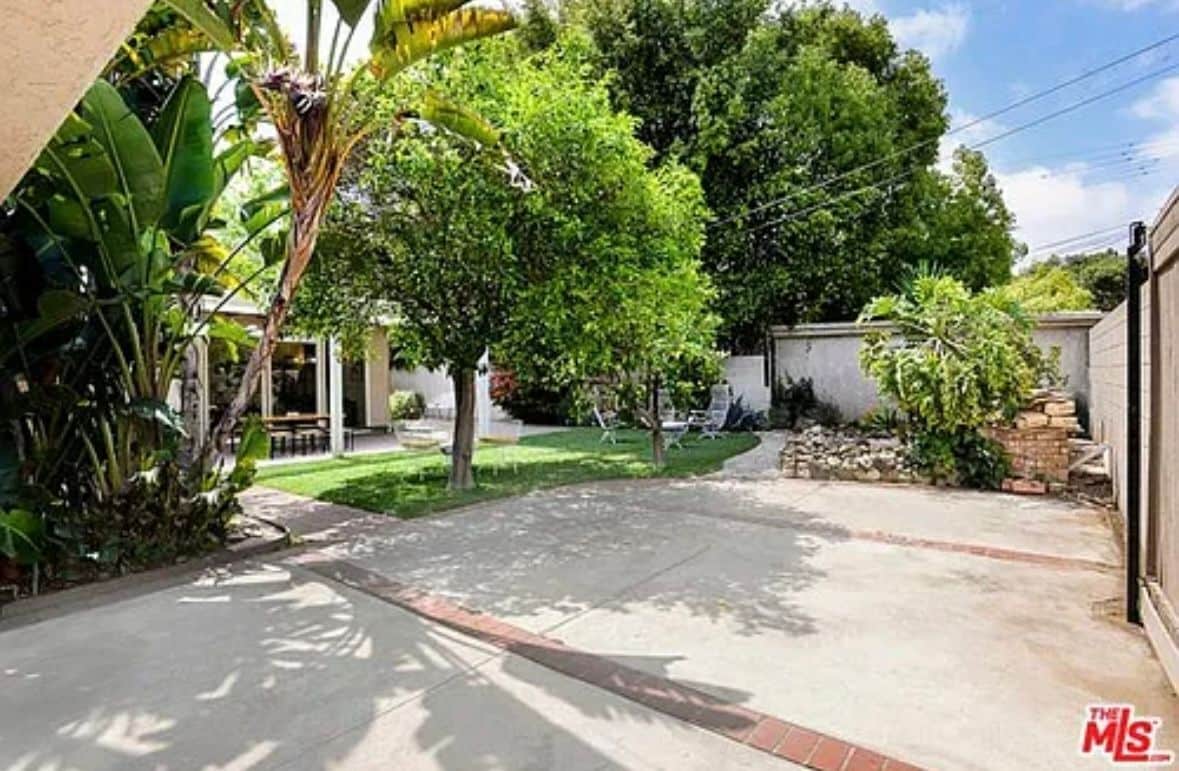 Building Photo - 3506 Beethoven St