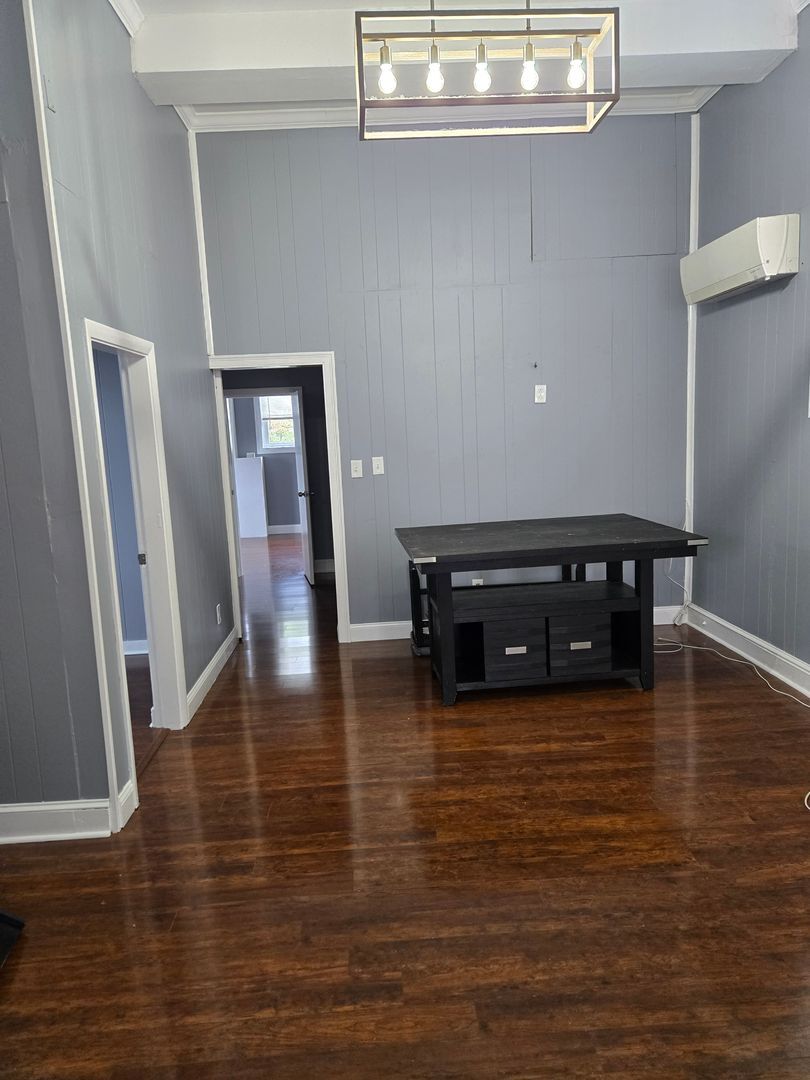 Building Photo - 8 St John St