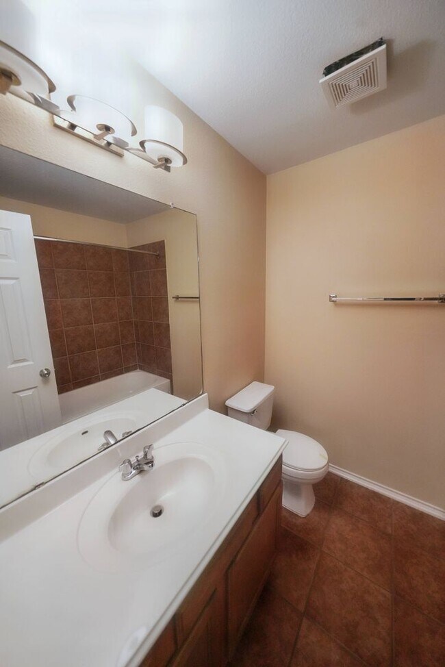 Building Photo - Cozy Home in Cibolo Valley Ranch Now Available - Realtor Commission: $500