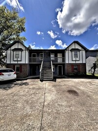Building Photo - 2917 Wimberly Dr SW