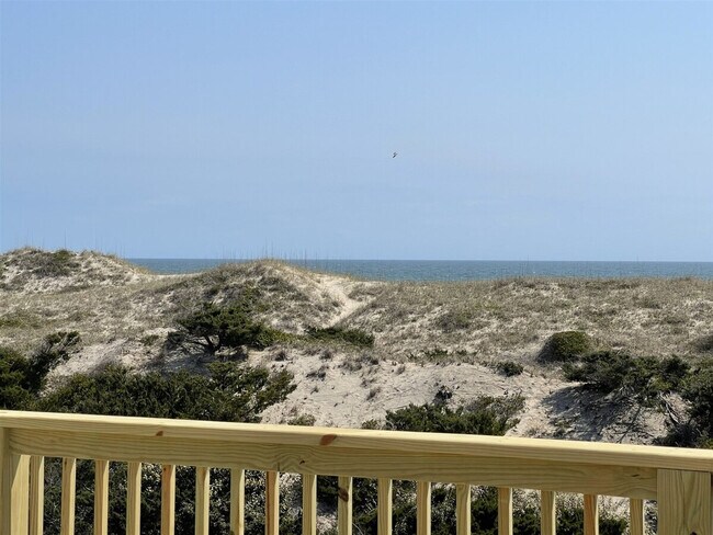 Building Photo - 42091 Dune Wy